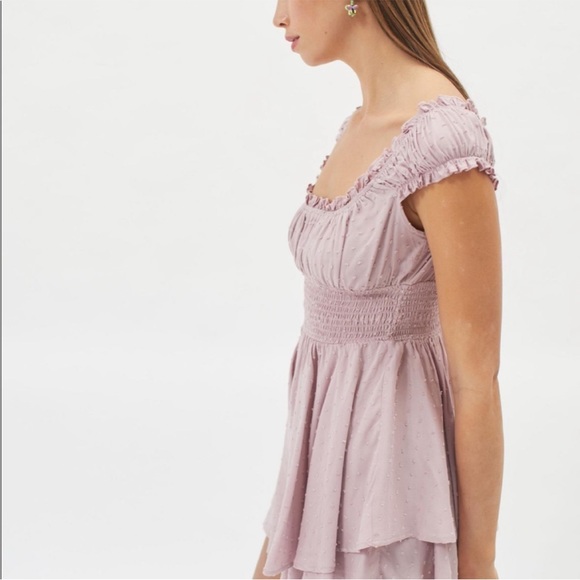 Urban Outfitters Rosie smocked tiered ruffle romper in lilac size medium - Picture 6 of 12